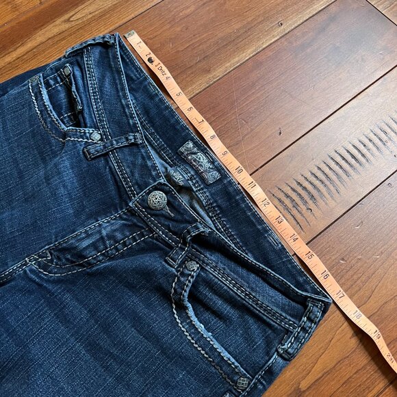 Silver Women's Jeans Suki Surplus 33x30 Bootcut Distressed Dark Wash Mid Rise - Picture 9 of 12